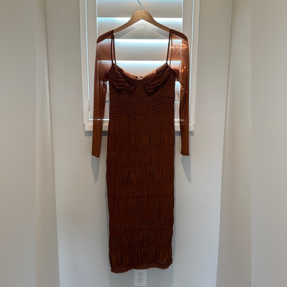 Seen in Magazines Self Portrait Caramel Shirred Midi Dress Size 6 US, 10 UK NWT - Picture 6 of 8